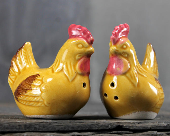 Vintage Made in Japan Chicken Salt and Pepper Shakers Home & Living