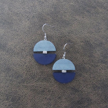 Two toned wood dangle earrings, geometric earrings, Afrocentric jewelry, African earrings, mid century modern earrings, blue and silver 