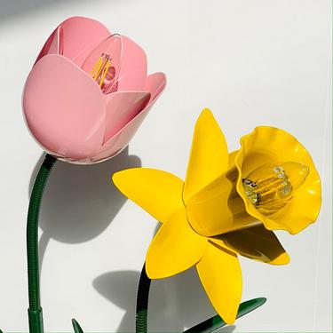 Thee ICONS: Vintage Michael Bliss Tulip &amp; Daffodil Table Lamps