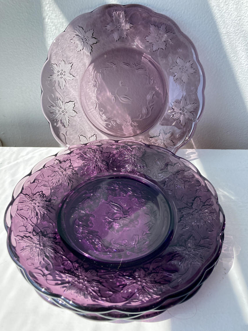 Purple Glass Flowered Plates Set of Four Salad Plates Raven Pear Vintage Philadelphia