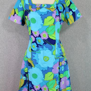 1960s-70s Mod Floral Mini Dress - Resort Wear - Retro - Blue, Lavender, Green - Spring Dress 