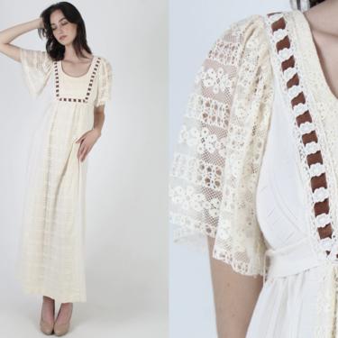 Plain Ivory Wedding Dress / Bridal Party Brown Striped Dress / Vintage 70s Lined Floral Crochet Lace / Empire High Waist Sash Mini Dress 