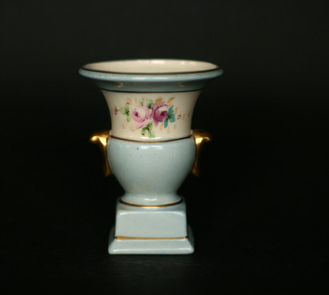 Vintage Osborne China Vase Hand Painted 22 K Gold From Susan Gonzalas Of Minneapolis Mn Attic