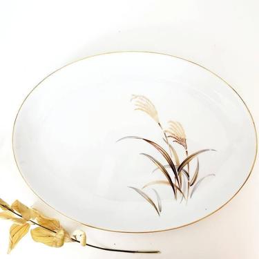 Beautiful Japanese 16&quot; Oval Serving Platter 