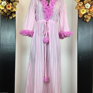 1960s dressing gown vintage 60s robe 60s housecoat pink striped