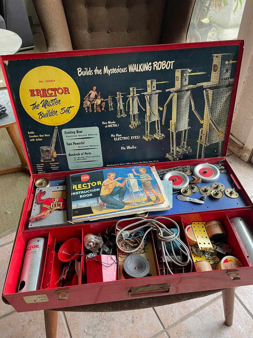 Vintage Master Builder Gilbert Walking Robot Erector Set 10093 Xcape