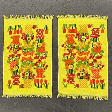 Vintage Cannon Hand Towels 1970s Retro Size 26x15 Bohemian + Set of 2 + Yellow + Flower Print + Fringed + Bathroom + Home Decor and Textile 