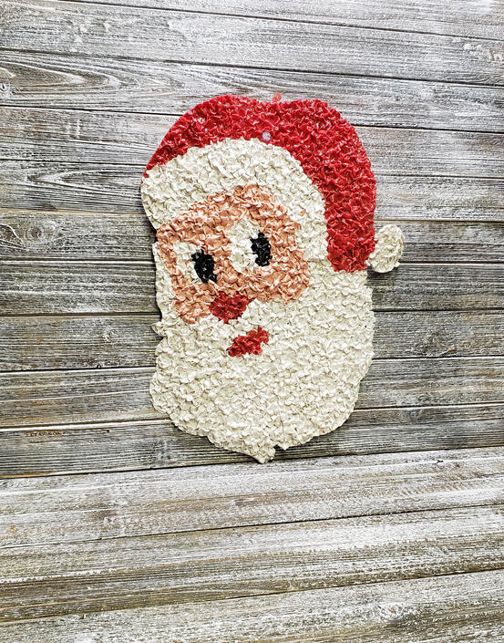 Vintage Plastic Popcorn Santa Claus Retro Christmas Kitsch Wall