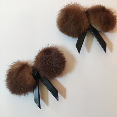 MINK SHOE CLIPS
