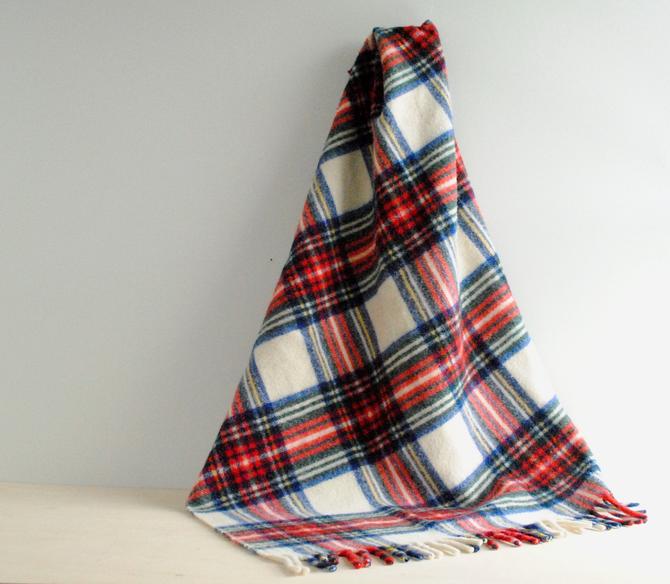 Early’s of Whitney All high quality Wool Throw Made in England Plaid Check Blue Red