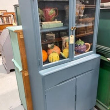 MCM China Cabinet