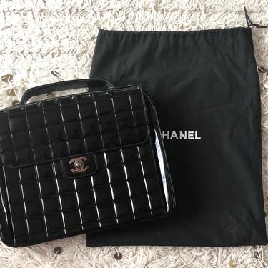 Vintage 90's CHANEL CC Turnlock Black Patent Leather Logo Quilted, Moonstone Vintage