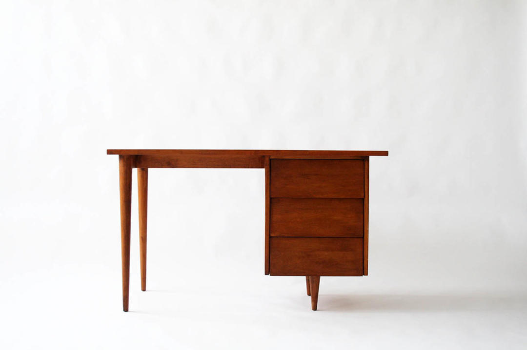 Early Vintage Knoll Desk Circa Modern Chicago, IL