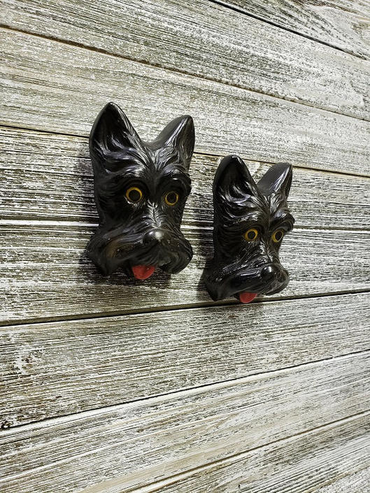 Vintage Chalkware Scottie Dogs Wall Hanging, Scotty Dog, Vintage Black A GoGo Vintage Havre