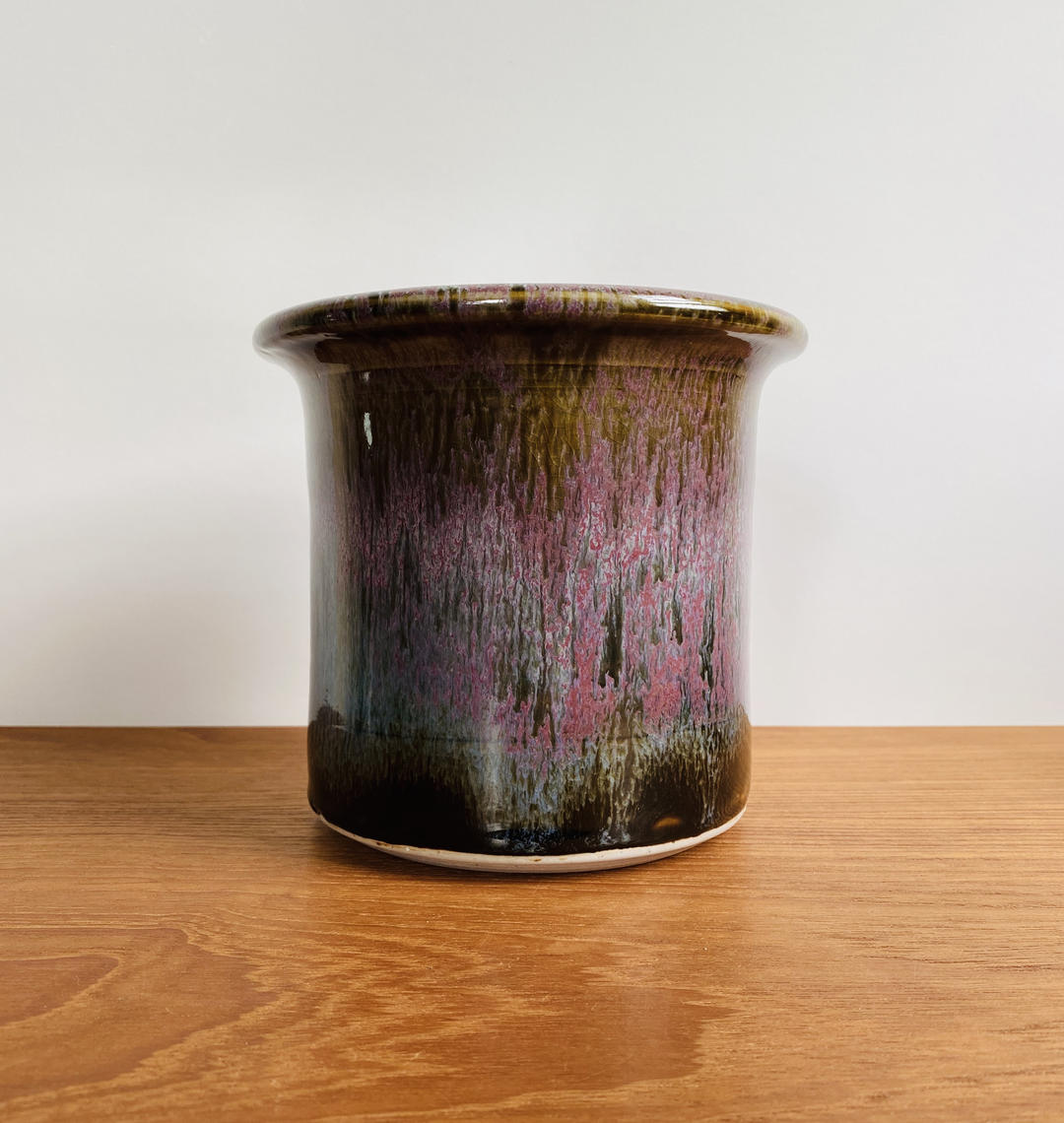 Marc Matsui pottery planter or cache pot / Pacific Northwest signed