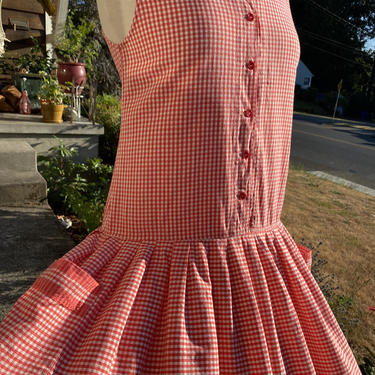Vintage prairie dress~ Bloomingdales Dropped waist~red gingham micro checker plaid~ big front pockets~ sundress /summer vibes~ size small 
