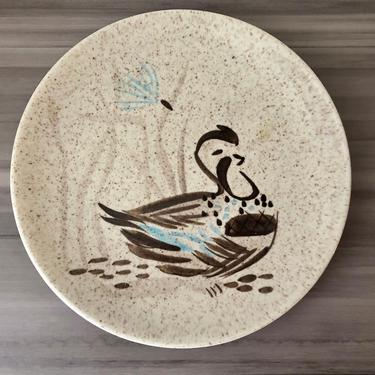 Vintage Red Wing Bob White bird pottery 8” plate, mid-century mod painted bird design 