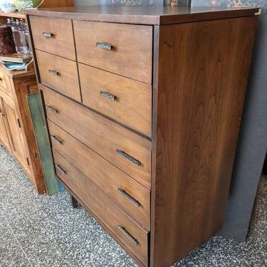 MCM chest of drawers with laminate top