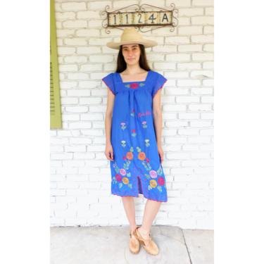 Costa Rica Dress // vintage sun embroidered floral 70s boho hippie cotton hippy blue midi // S Small 