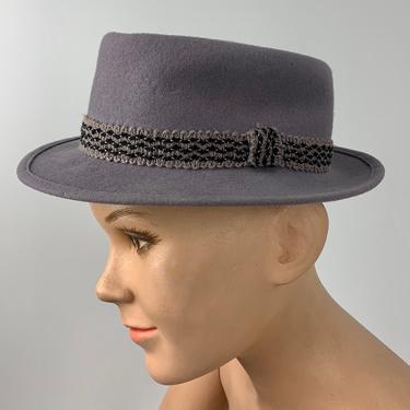 1950'S Young Boy's Pork Pie Fedora - PENNEY'S Label - Gray Wool Felt  - Young Boys Size 6 .... 18-3/4 inches 