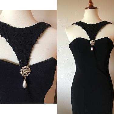 Vintage bombshell wiggle dress with unique halter jeweled neckline sweetheart bodycon 1980s small 