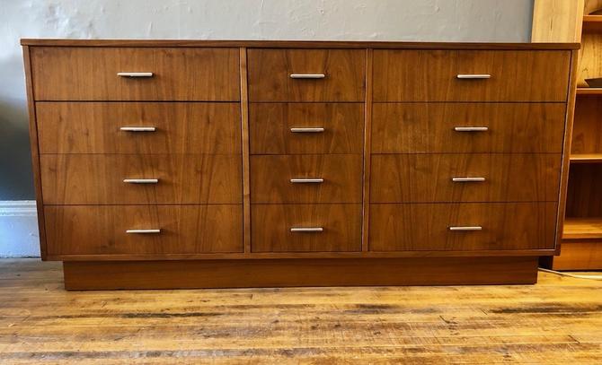 1970 S Walnut 9 Drawer Dresser By Dixie From Circa Of Pittsfield