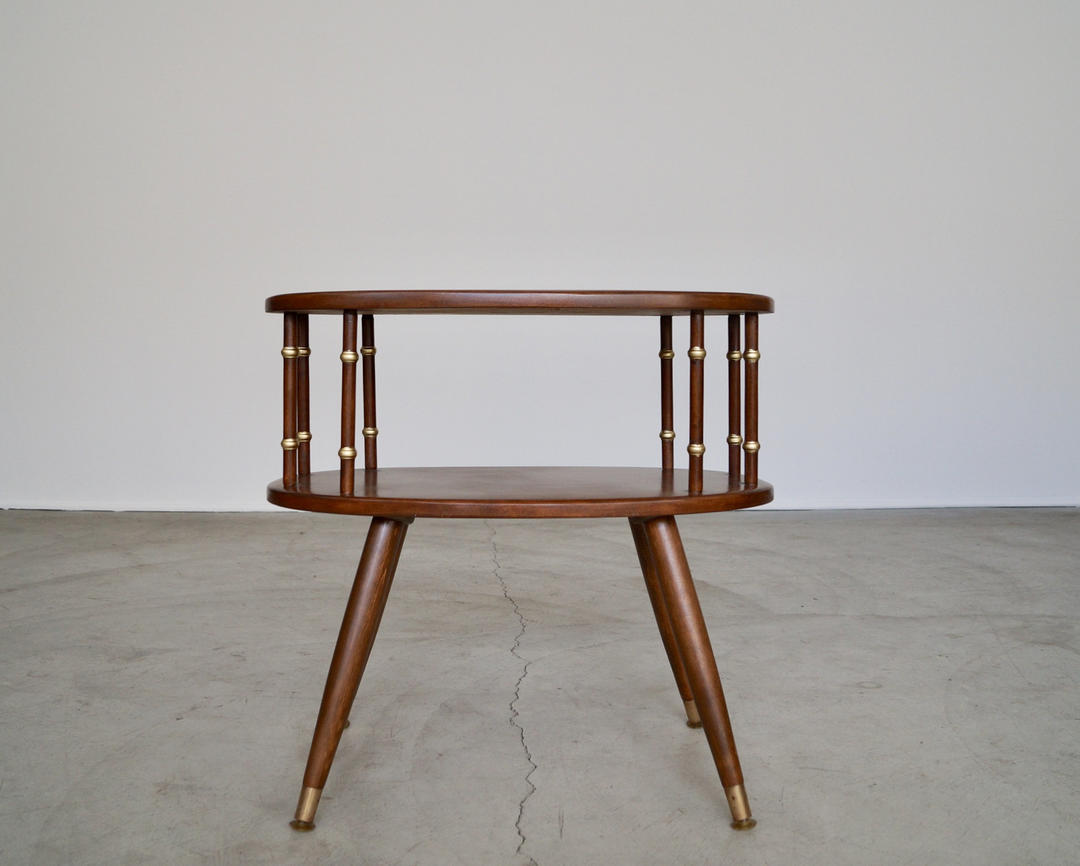 Atomic Era Midcentury Modern End Table With Beautiful Design