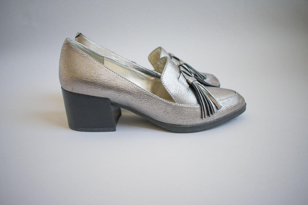 Vintage Womens Oxfords Vintage Silver Slip Ons Tassle Oxfords