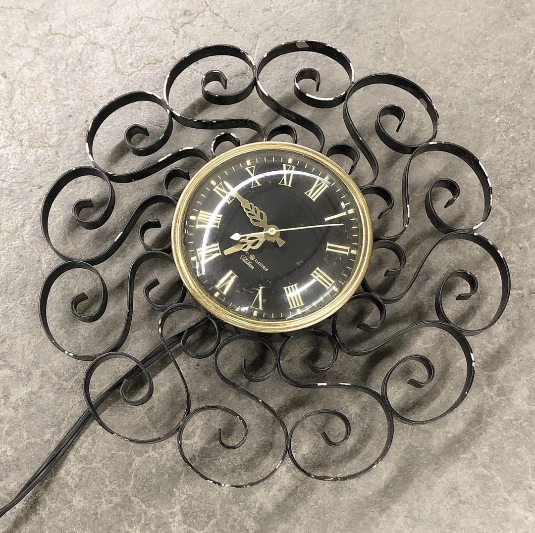 Vintage General Electric Wall Clock Retro 1940's GE General Electric