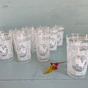 Vintage Libbey Winter Wonderland Drinking Glasses, Set of 10 // Christmas Tumblers // Farmhouse Christmas Water Glasses // Perfect Gift 