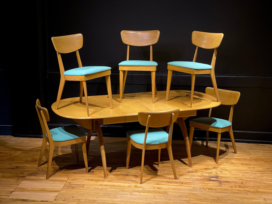 Heywood wakefield wishbone table and chairs hot sale