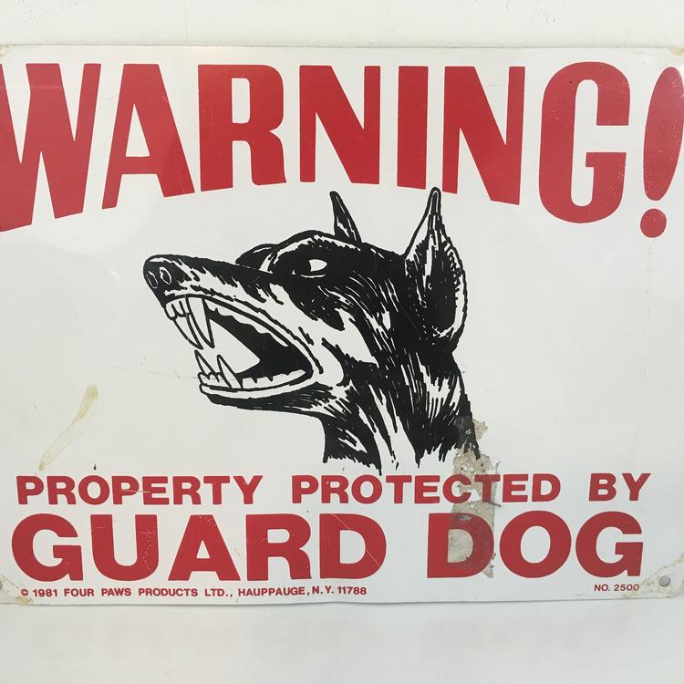 【新品未使用品】LGB BEWARE OF THE DOG タンク　初期 2003 THE DOG Artlist Collection INTERACTIVE PUG Dog BARKIN WAGGIN
