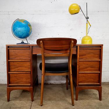 Exceptional Handsome Mid Century Walnut Desk