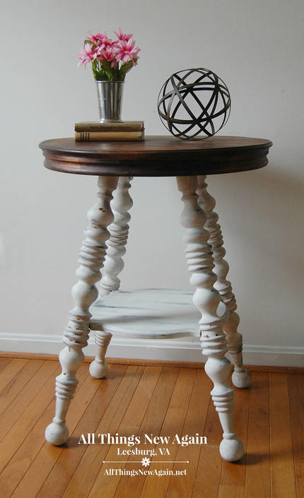 Round Table with Spindle Legs | Table Painted White with ...