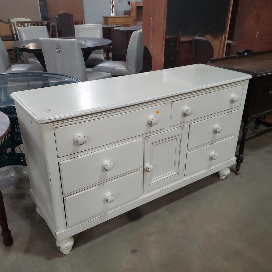 Lexington Furniture Shabby Chic Dresser 