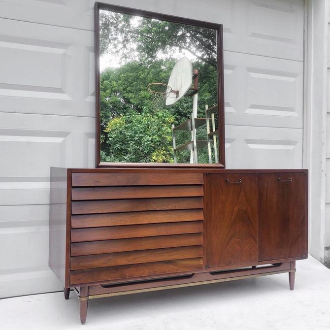 American Of Martinsville Dania Dresser With Mirror By