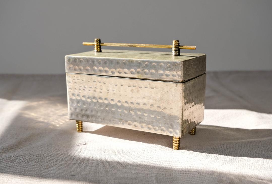 Vintage Ethan Allen Hammered Silver & Brass Keepsake Box Jewelry Box