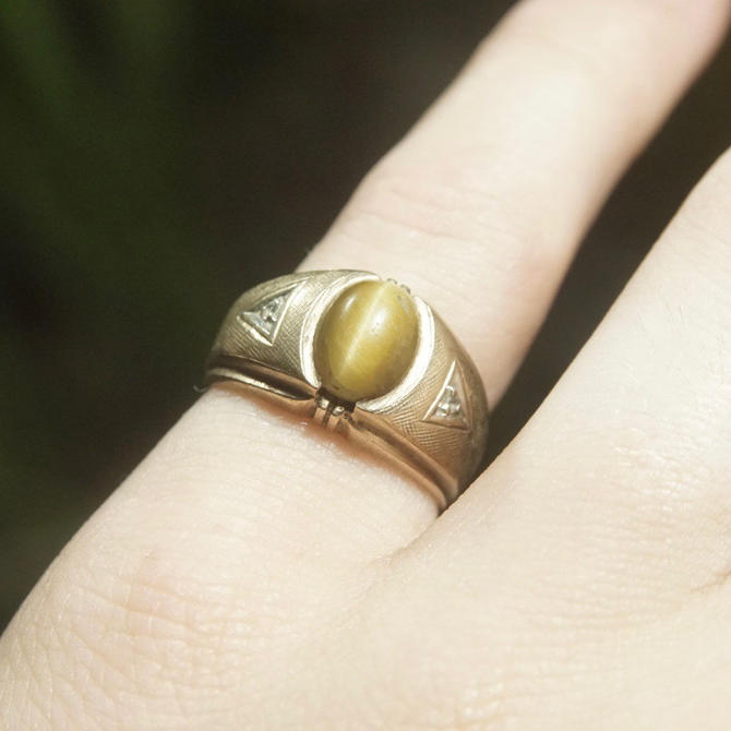 Vintage 10K Gold Tigers Eye Accent Diamond Ring Textured Gold Good s Vintage Philadelphia PA