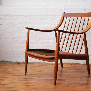 FD 145 Lounge Chair By Peter Hvidt & Olga Mølgaard Nielsen for France and Daverkosen 
