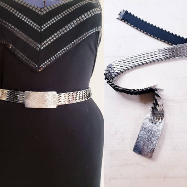 1970s Silver Metallic Elastic Belt Fish Scales / 70s  display picture 2