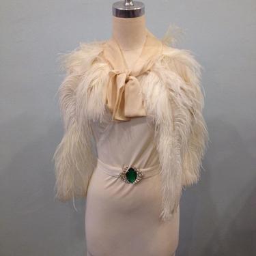 Glamorous 1930s crepe evening gown with ostrich and silk capelet. #1930s #1930sdress #vintageglamour #wearablevintage #pollysuesvintageshop