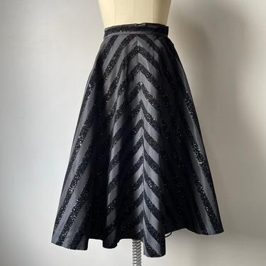 1950s Full Skirt Black Glitter Taffeta S 