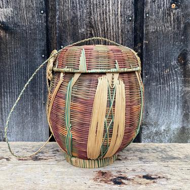 Handmade African Basket -- African Basket -- Cameroon Basket -- Hanging Basket -- Handmade Basket -- African Baskets -- Baskets from Africa 