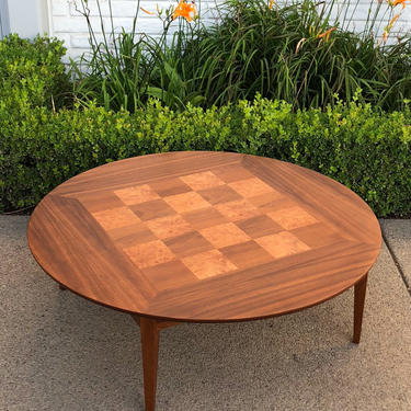 Mid-Century Modern Walnut Coffee Table by Lane Furniture 