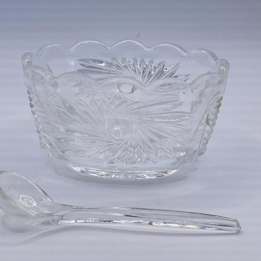 Vintage Clear Glass Salt Cellar and Serving Spoon. Star Design on Bottom and  Zipper Sides- Chip Free 