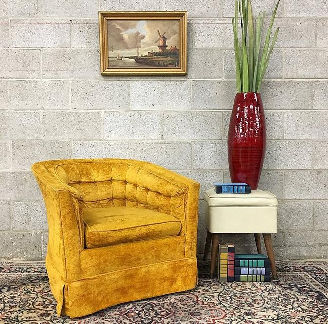 Vintage Bassett Lounge Chair Retro Tufted Yellow Chenille Arm Chair 70 S Living Room Furniture Upholstery Division Local Pickup Only By