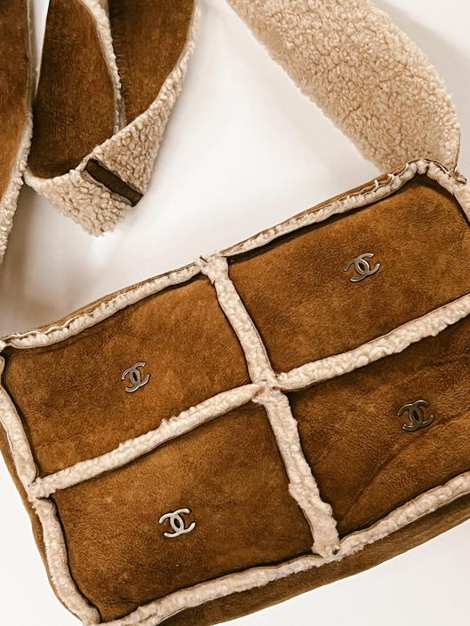 Chanel Vintage Classic Shearling Jumbo CC Flap Bag – Boutique Patina