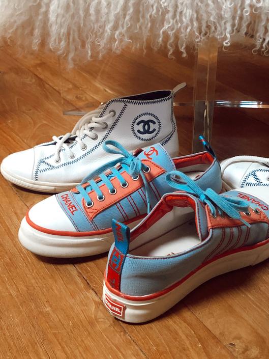 Chanel vintage outlet sneakers