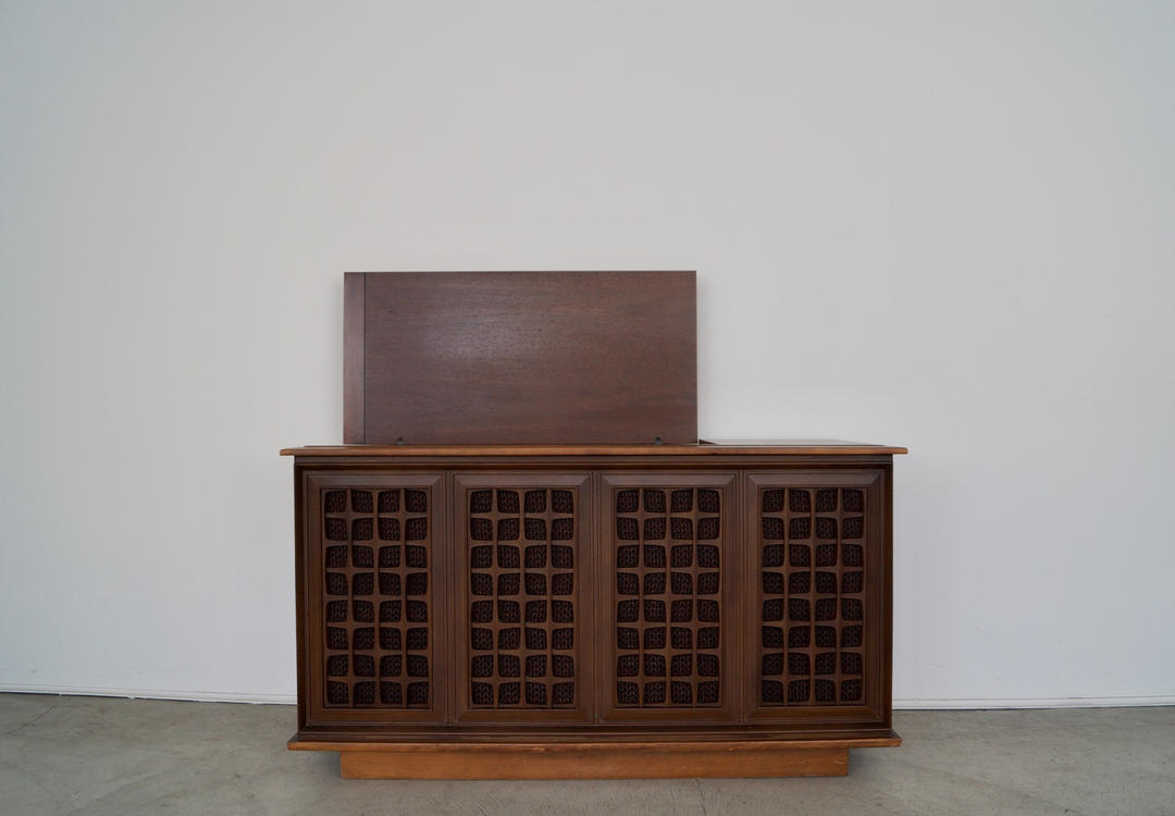 Lovely 1960's Midcentury Modern Brutalist Record Player Console Credenza by Cyclic Furniture