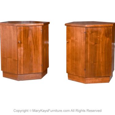 Pair Mid Century Hexagonal Side Tables Nightstands Cabinets Lane Furniture 